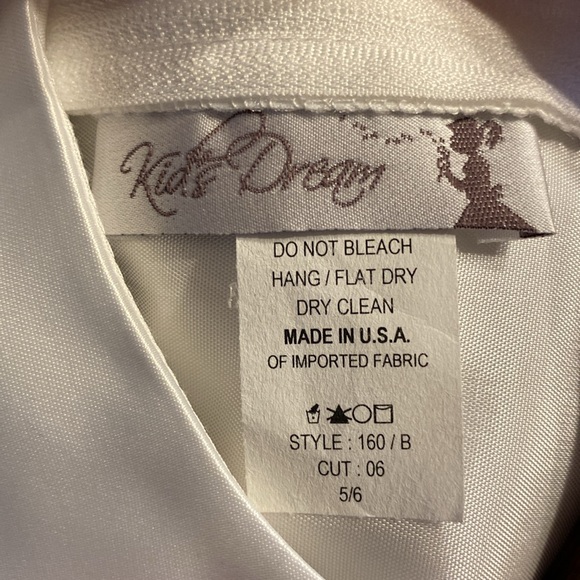 🌸Stunning Kids Dream flower girl/formal/first communion girls gown size 5/6. - Picture 16 of 16